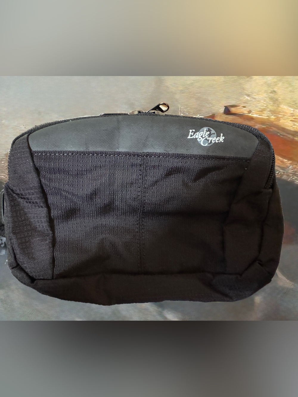 NEW EAGLE CREEK FANNY PACK/ SLING BAG Explore Hip Pack